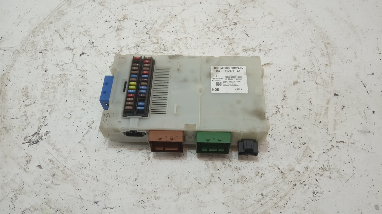 Блок предохранителей