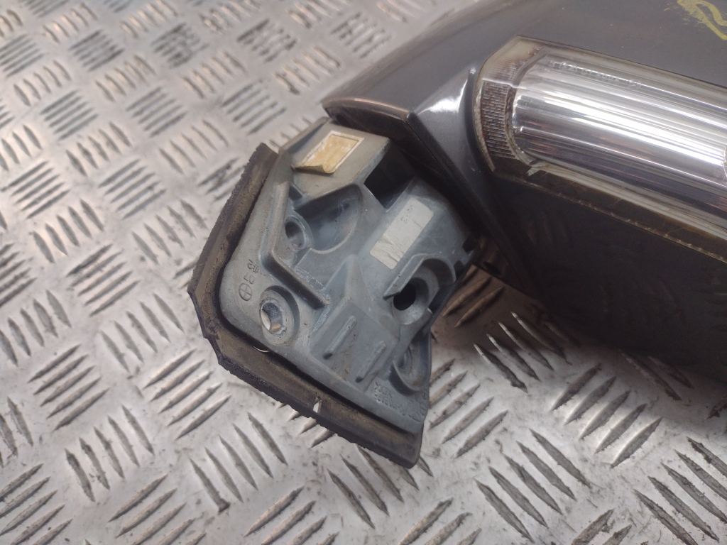 Зеркало левое электрическое