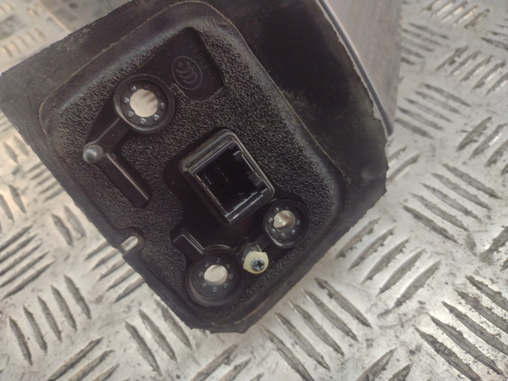 Зеркало левое электрическое