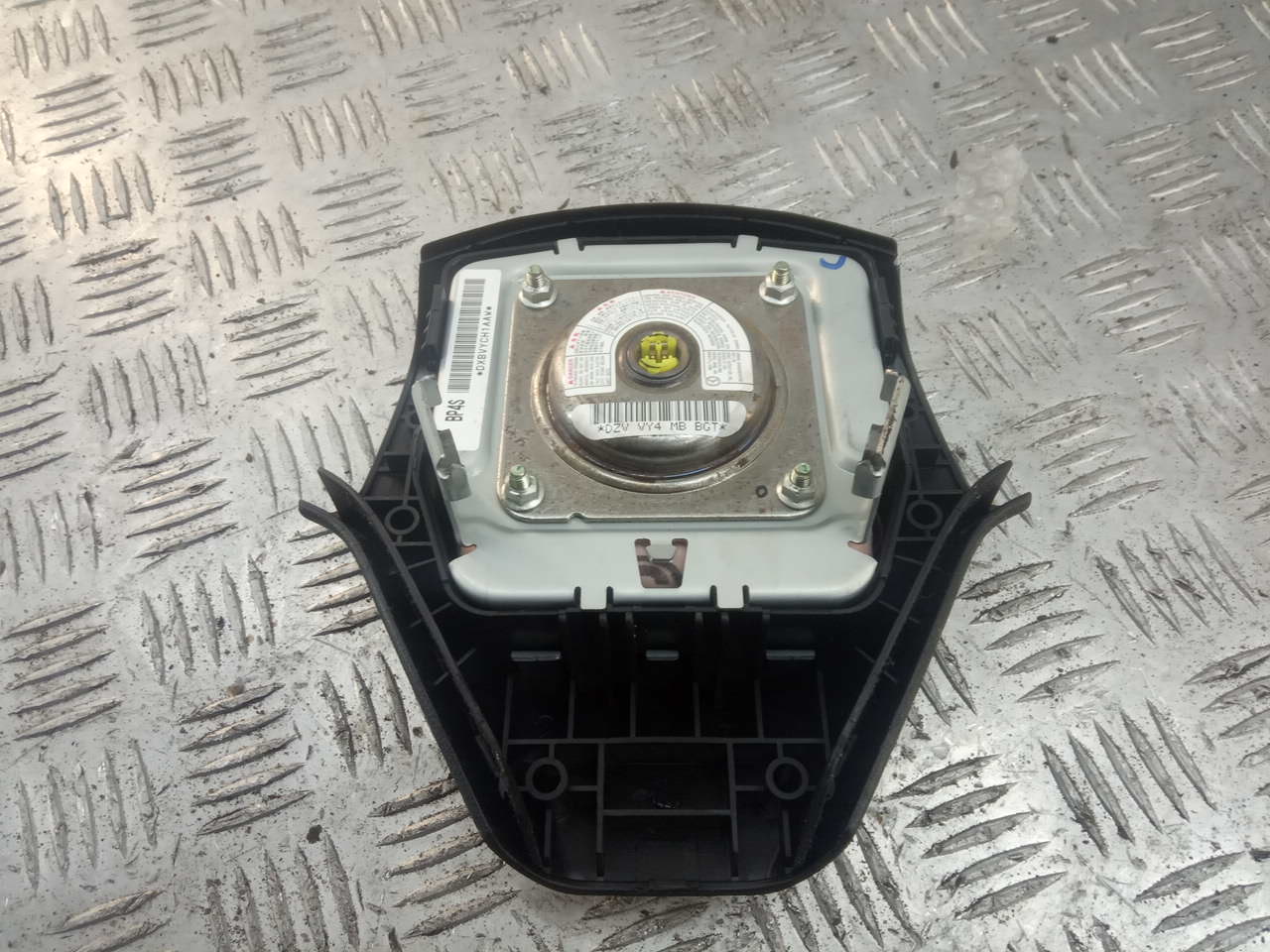 Подушка безопасности в рулевое колесо