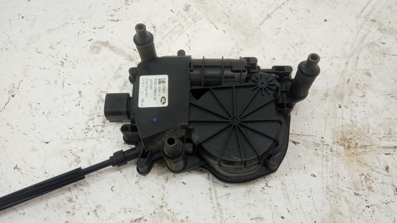 Активатор замка двери