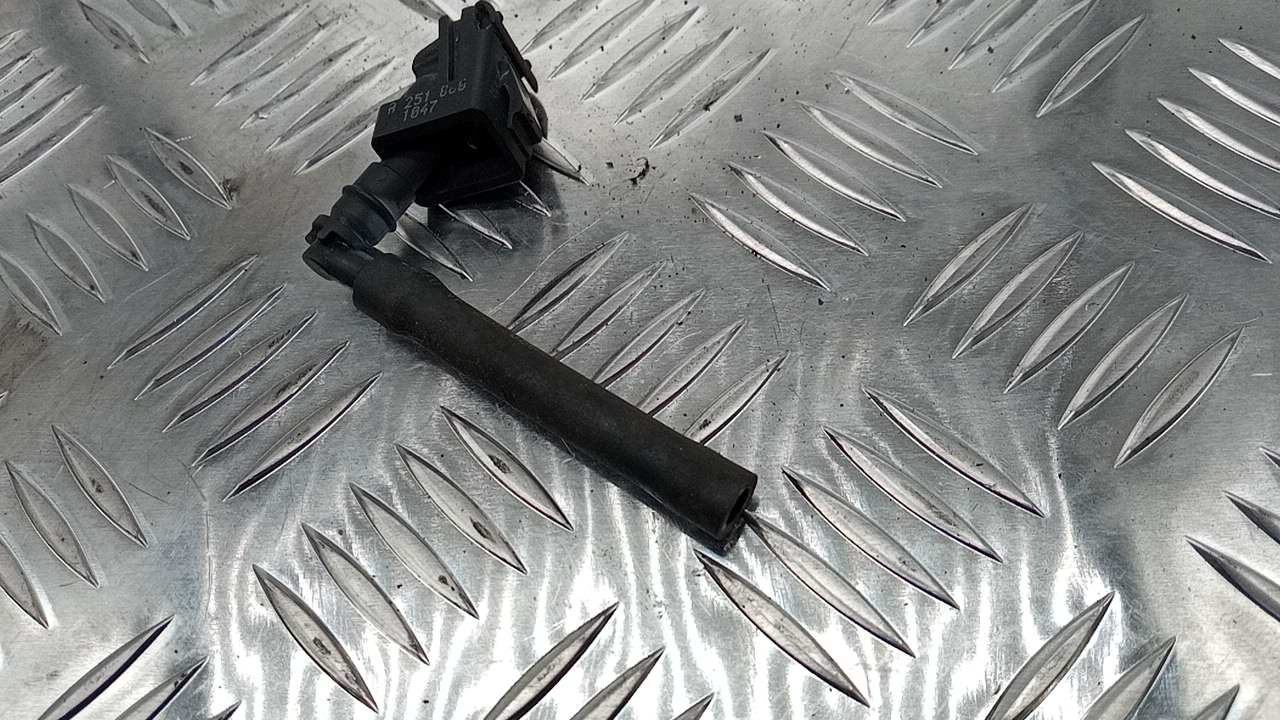 Форсунка омывателя лобового стекла