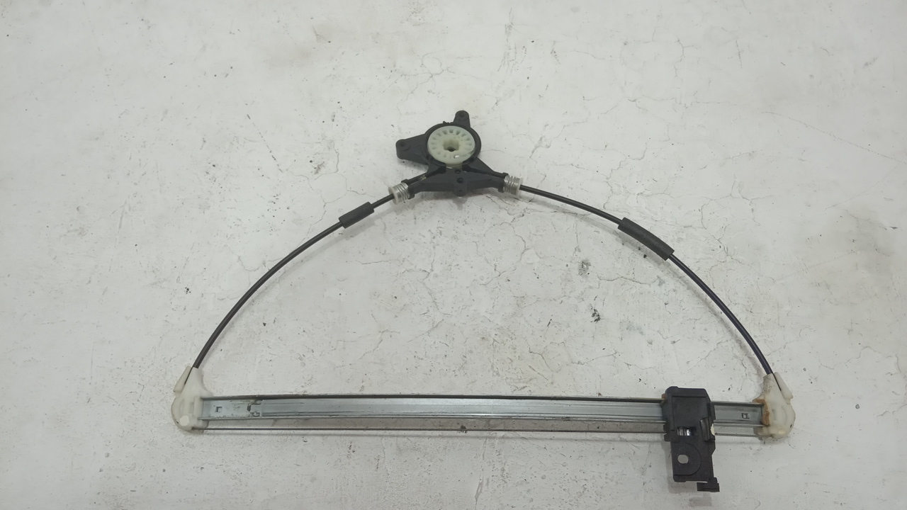 Стеклоподъемник электр. задний правый