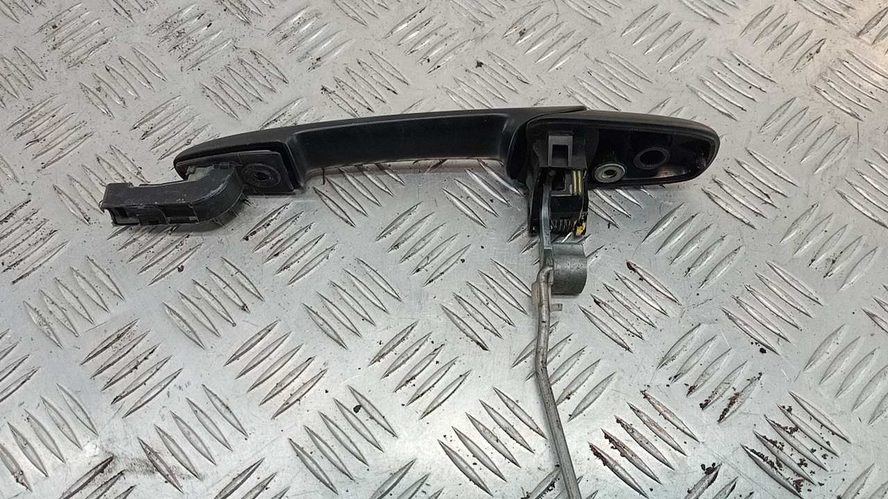 Ручка двери задней наружная левая