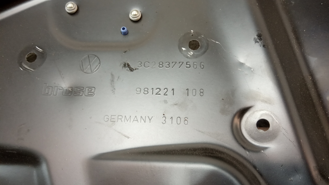 Стеклоподъемник электр. передний левый