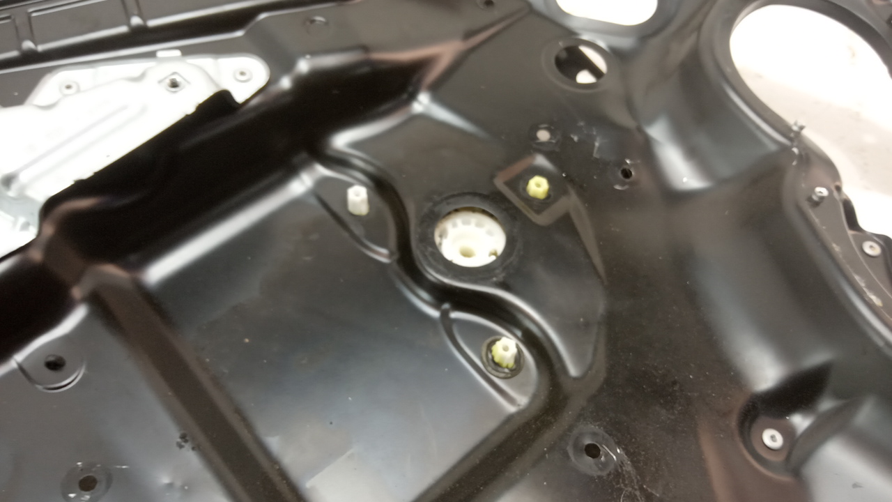 Стеклоподъемник электр. передний левый