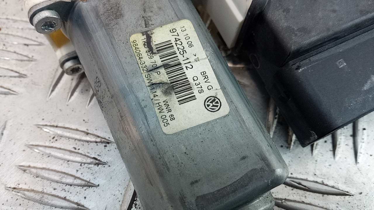 Моторчик стеклоподъемника