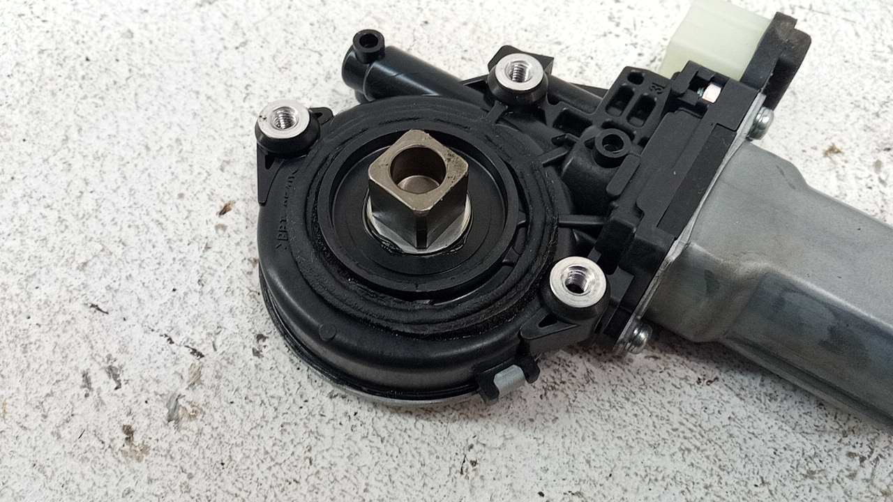 Моторчик стеклоподъемника