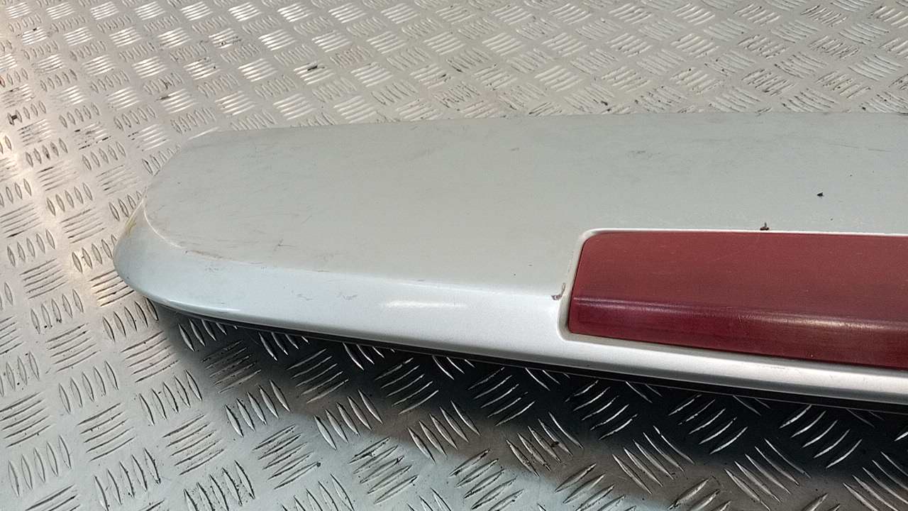 Спойлер (дефлектор) крышки багажника