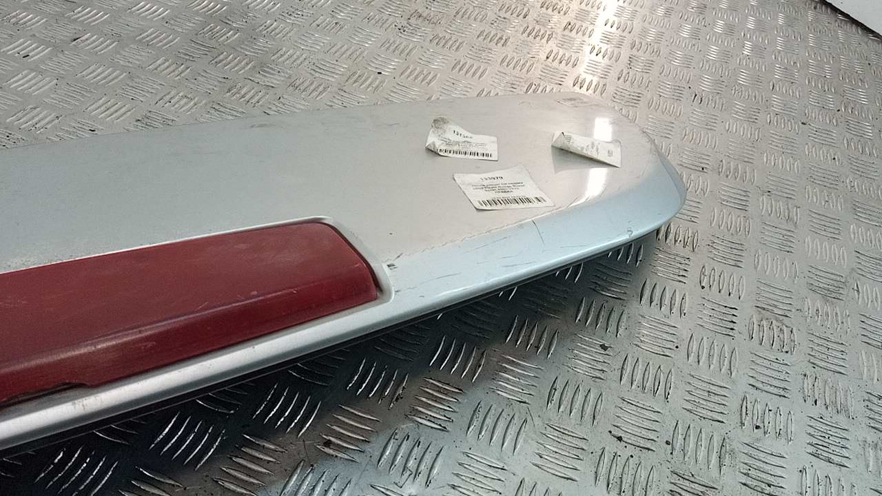 Спойлер (дефлектор) крышки багажника