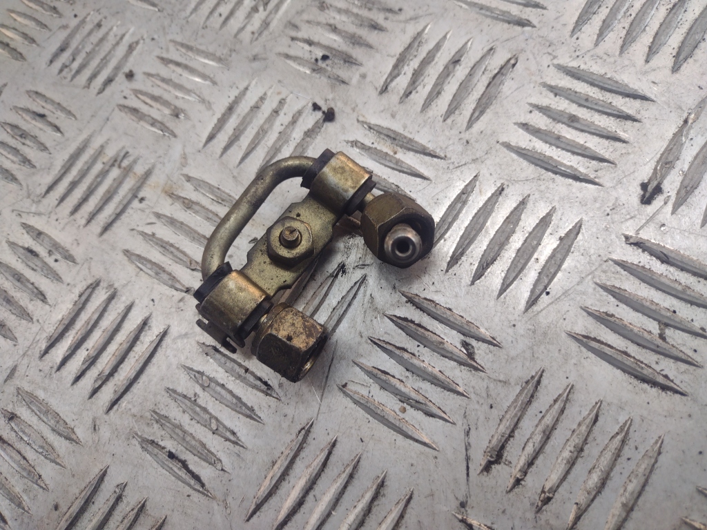 Трубка топливная