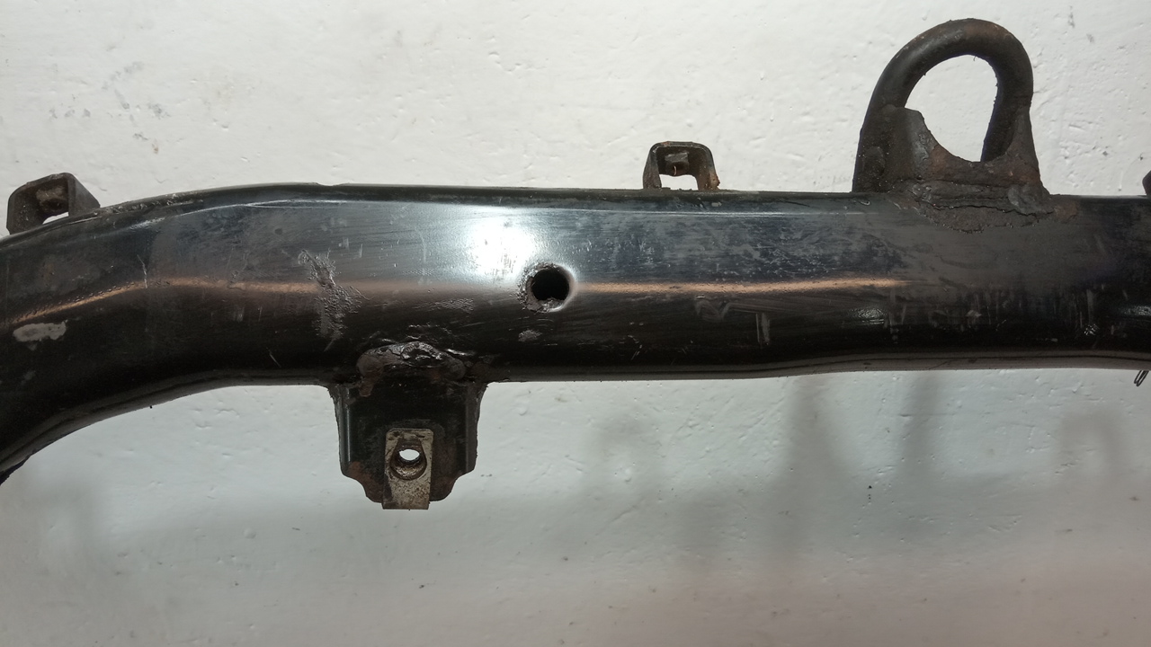 Балка подмоторная