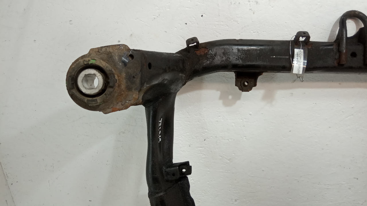 Балка подмоторная