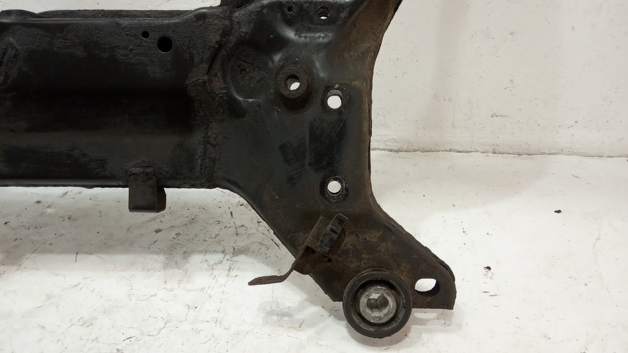 Балка подмоторная