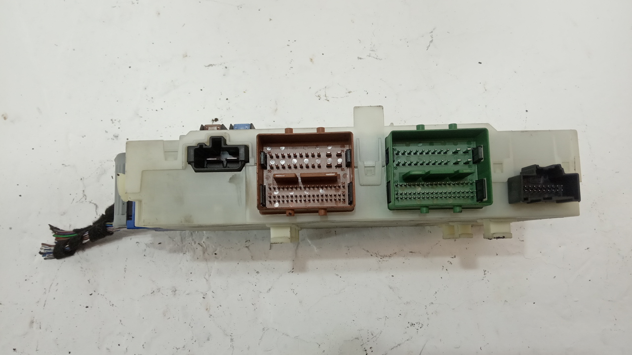 Блок предохранителей