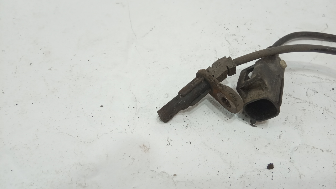 Датчик ABS задний