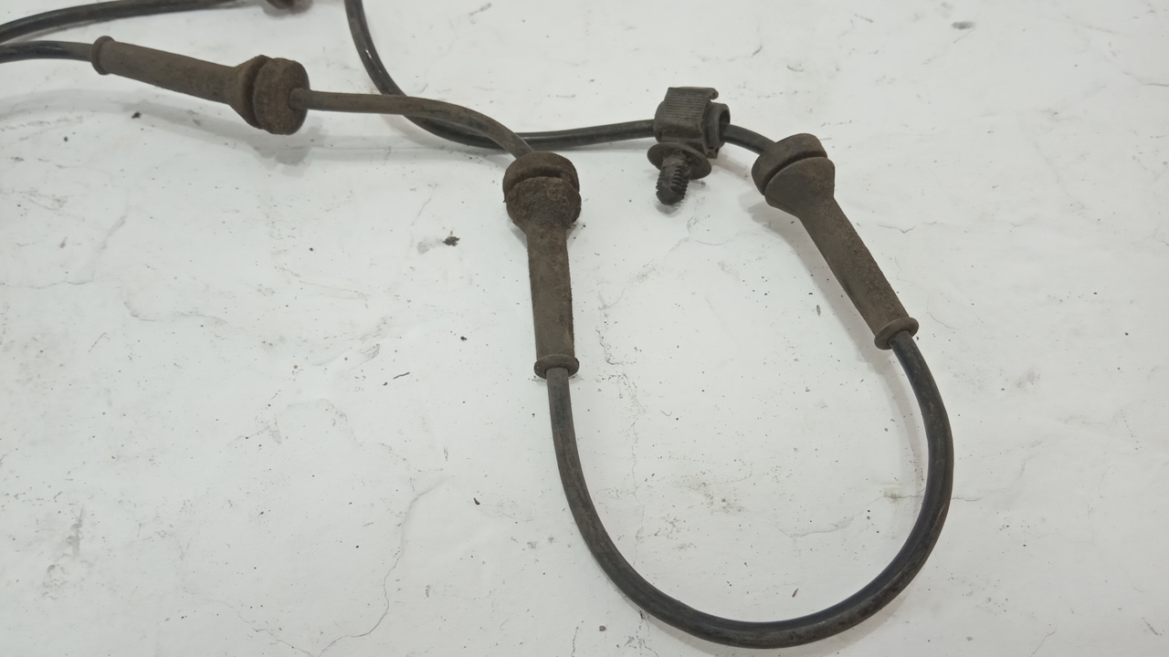 Датчик ABS задний