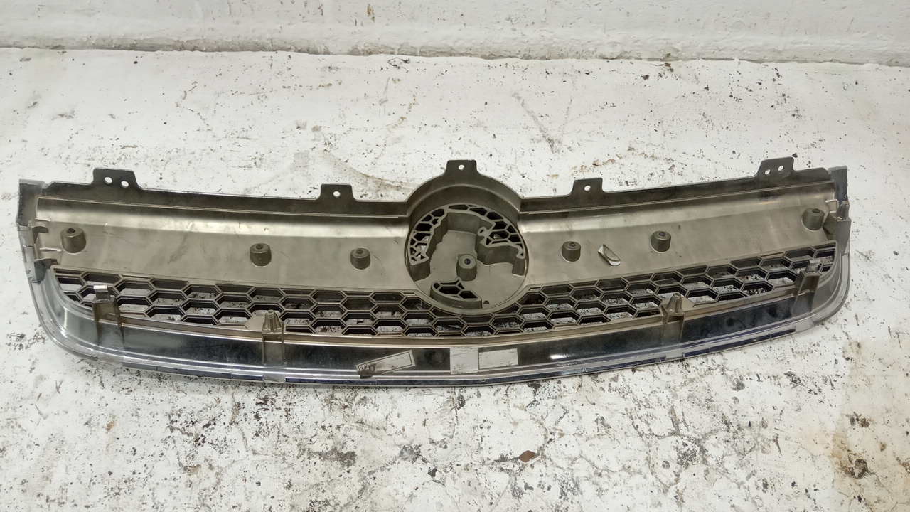 Решетка радиатора