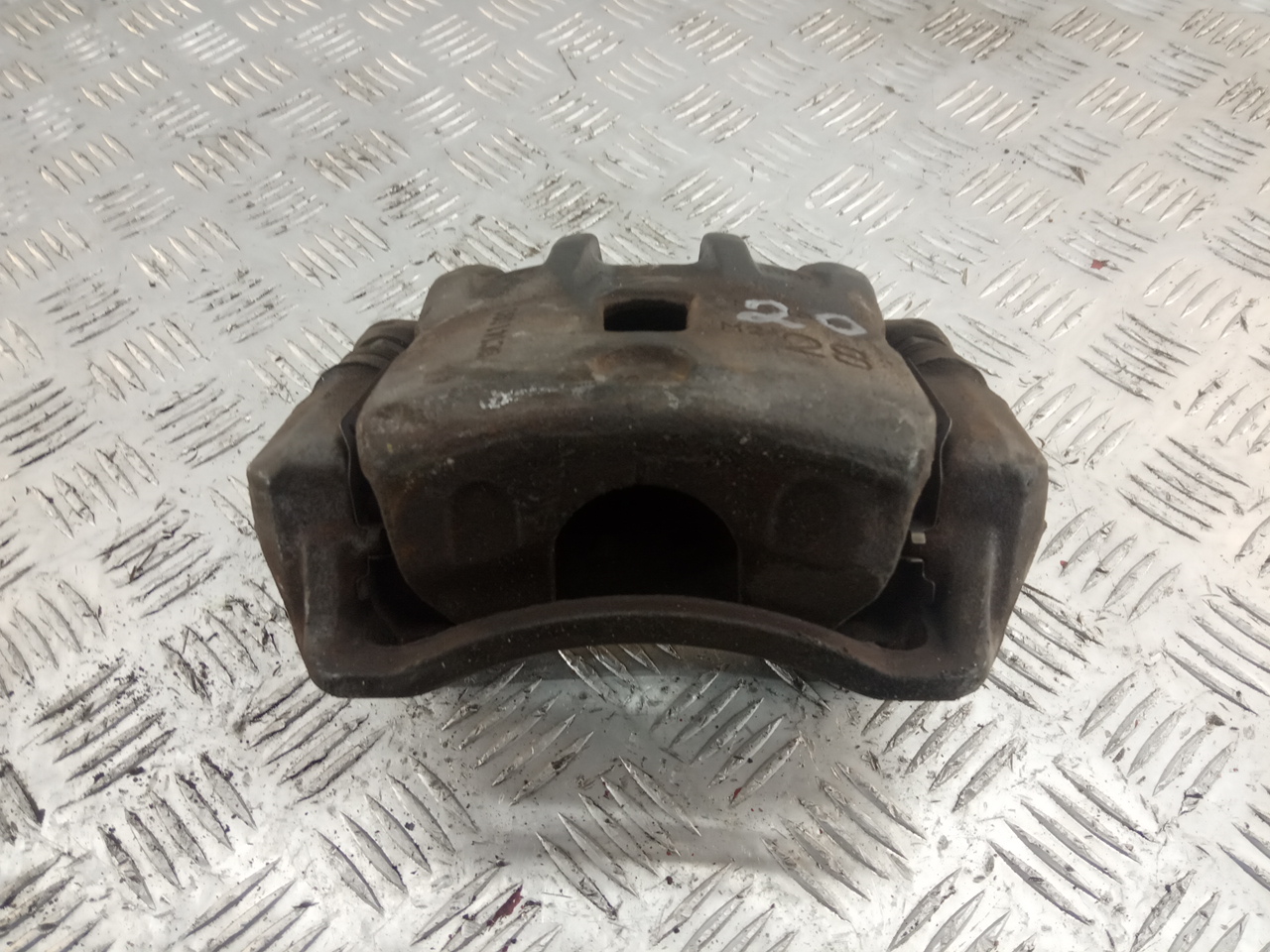 Суппорт передний правый