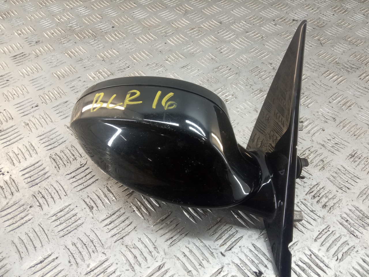 Зеркало правое электрическое