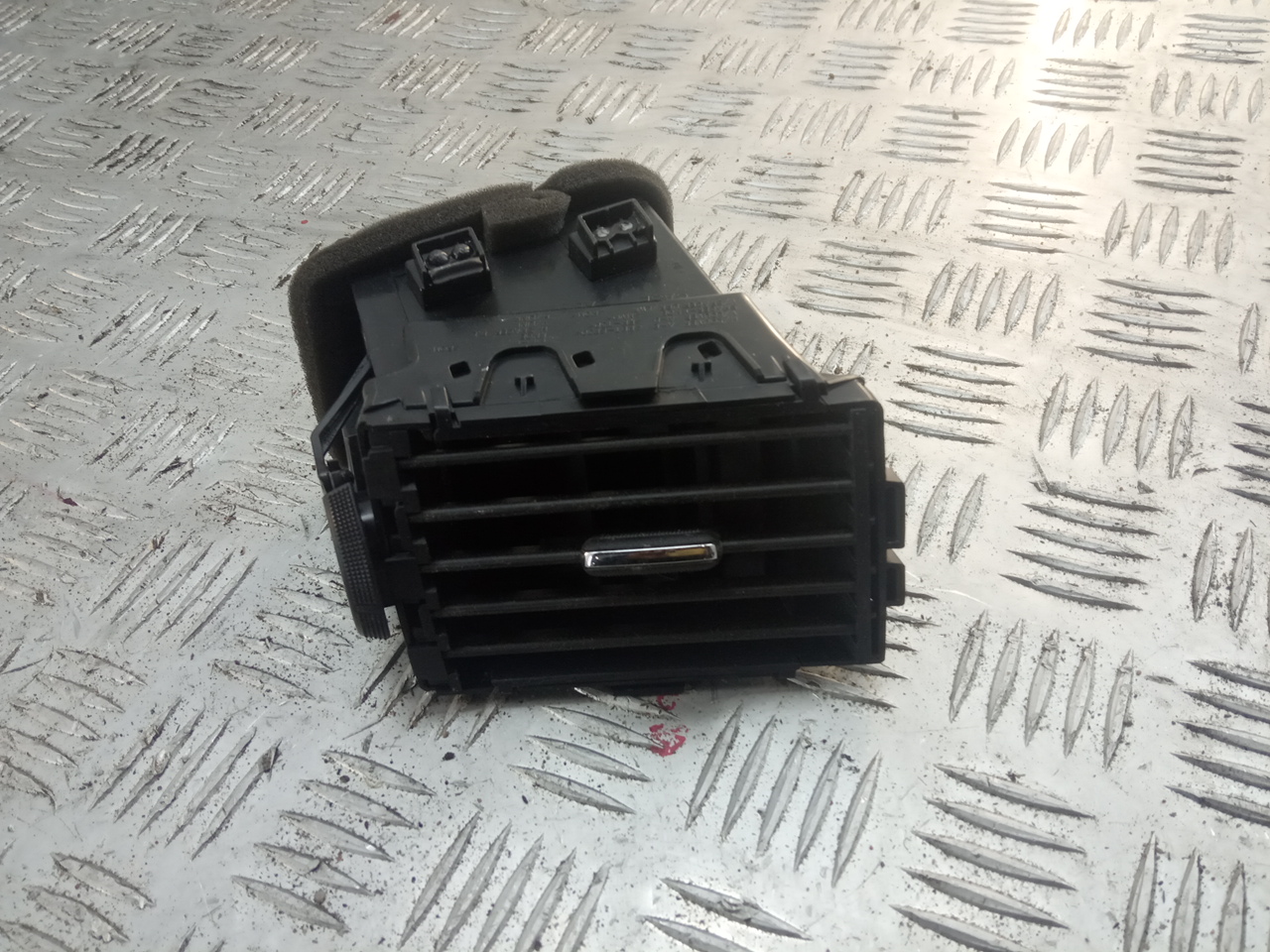 Дефлектор воздушный