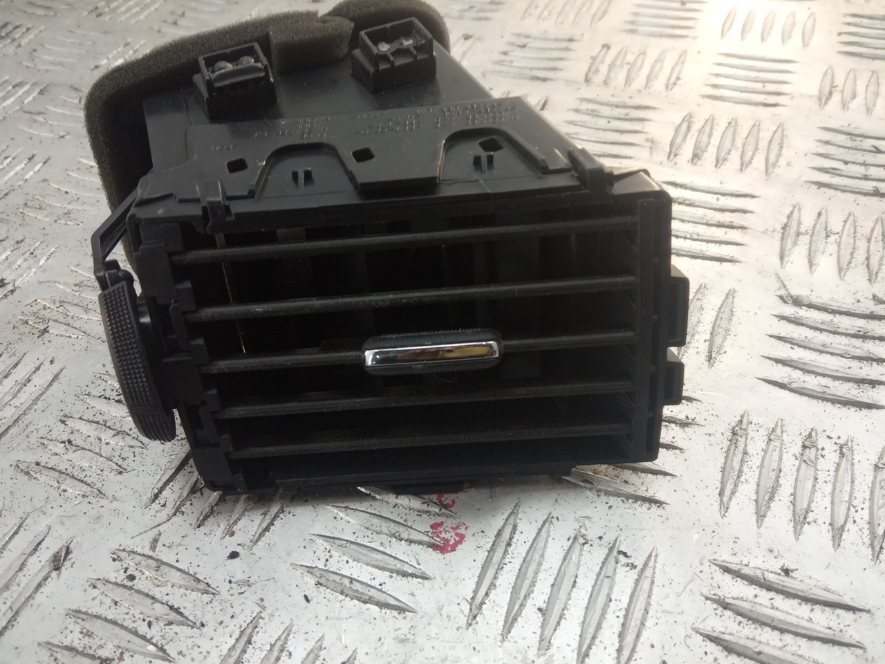 Дефлектор воздушный