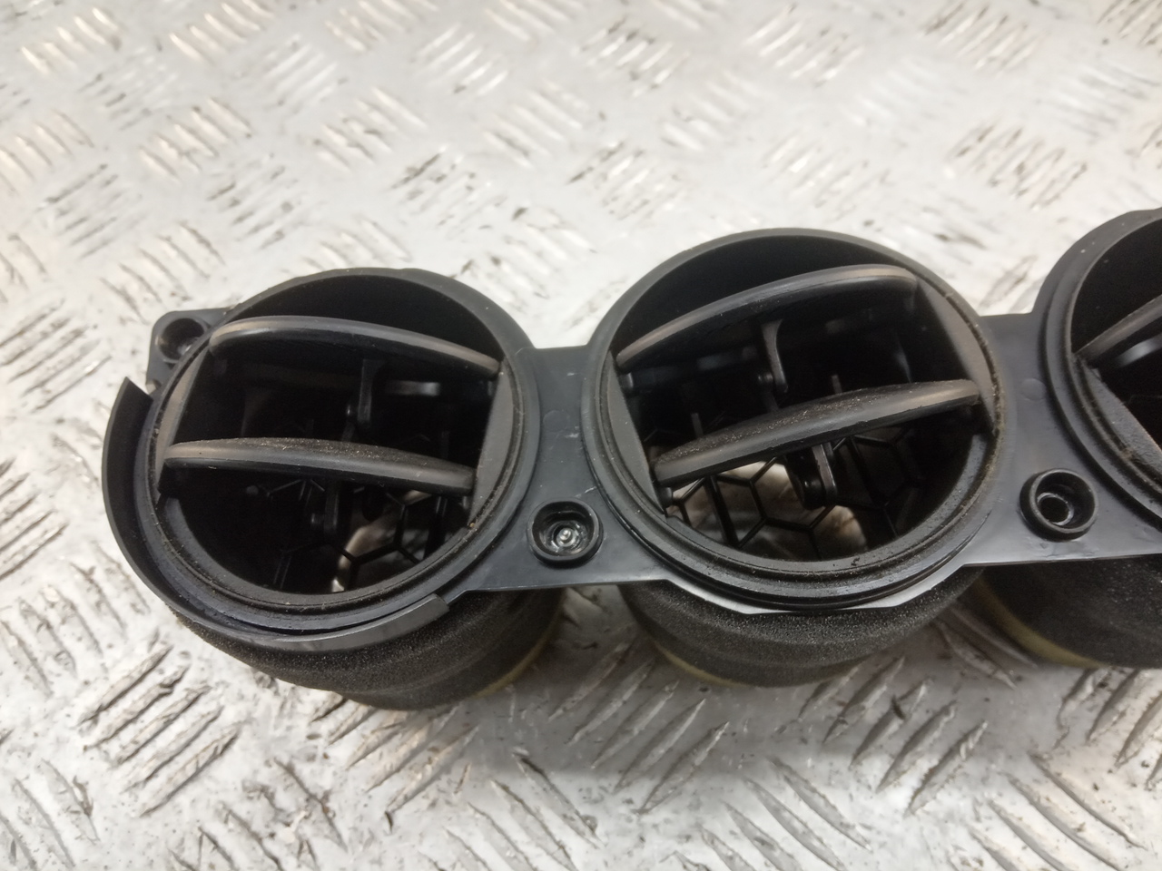 Дефлектор воздушный