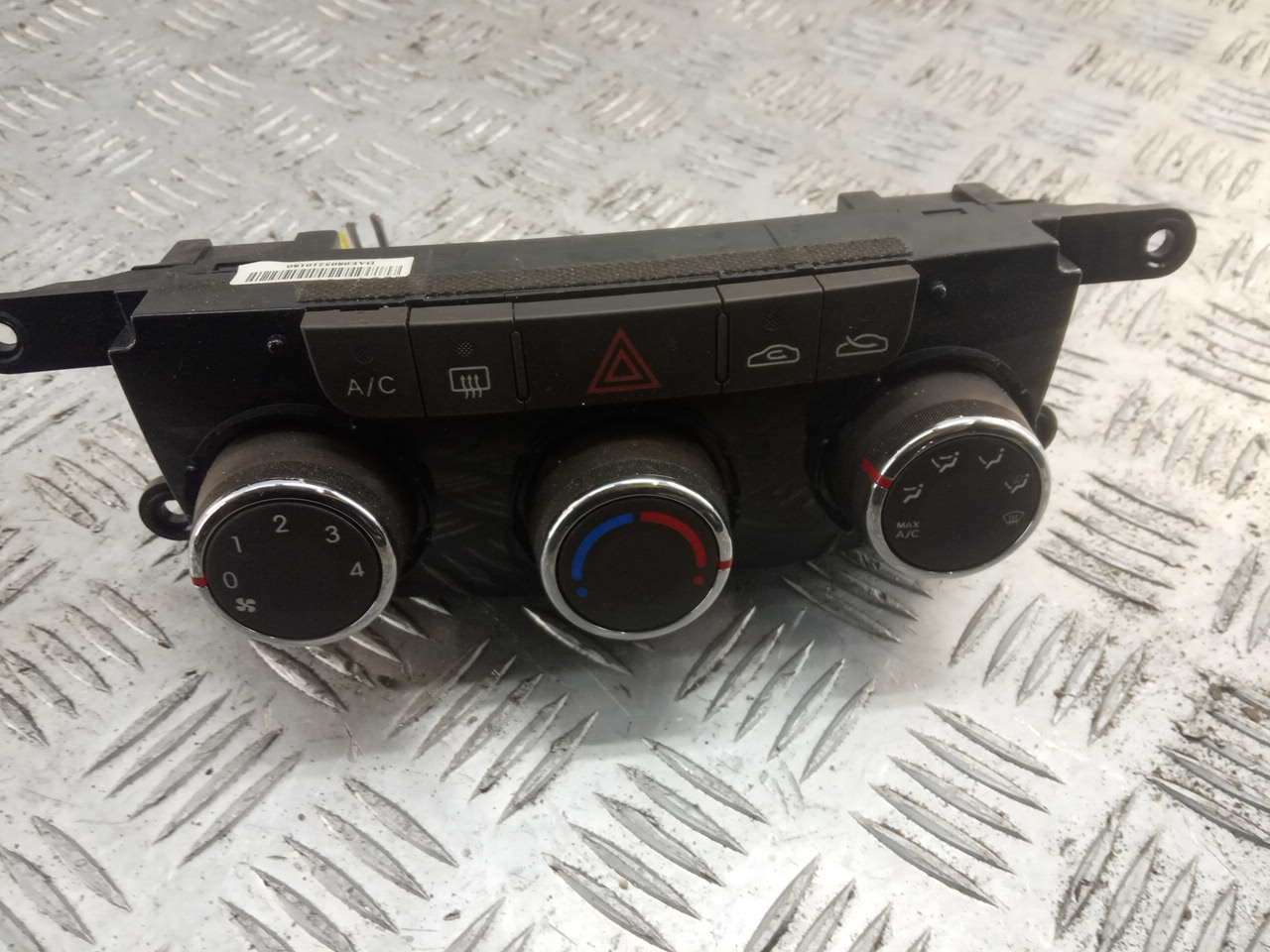 Блок управления климатической установкой