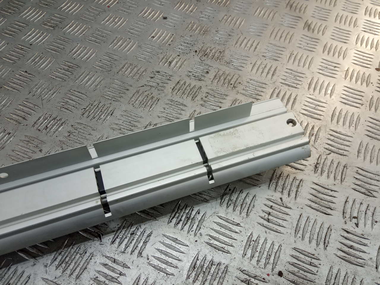 Кронштейн багажника