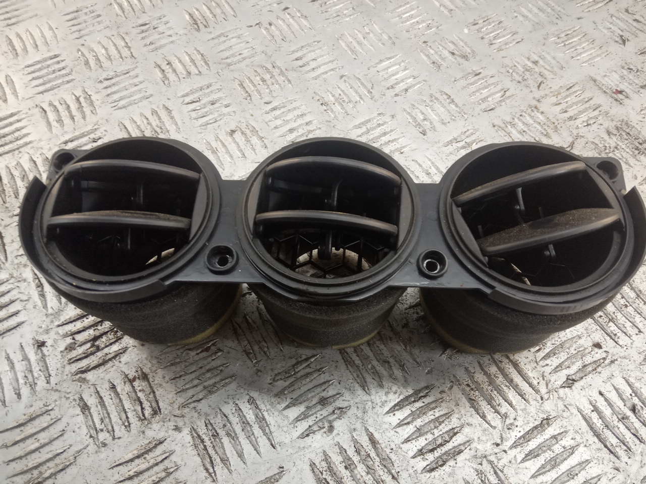 Дефлектор воздушный