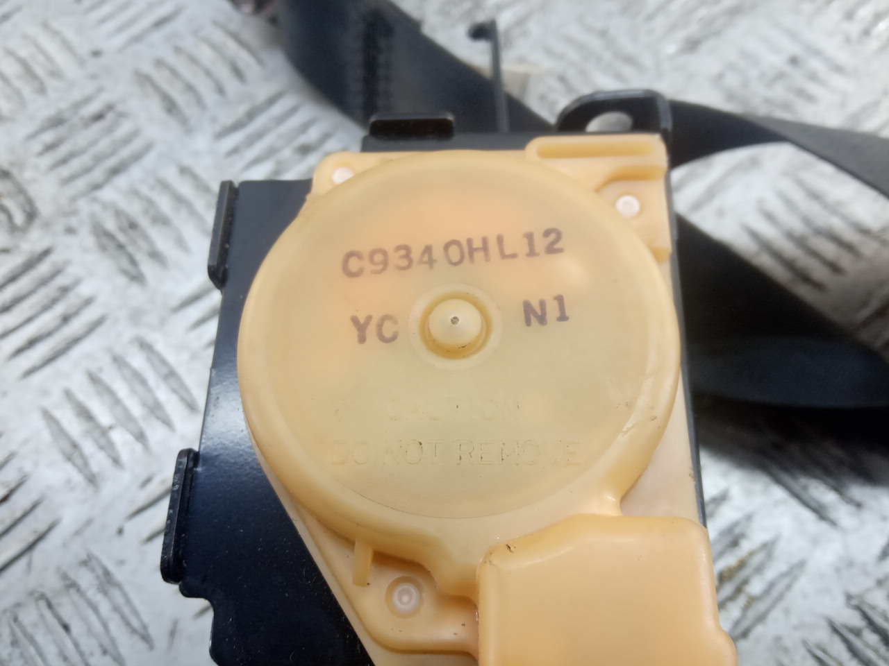 Ремень безопасности с пиропатроном