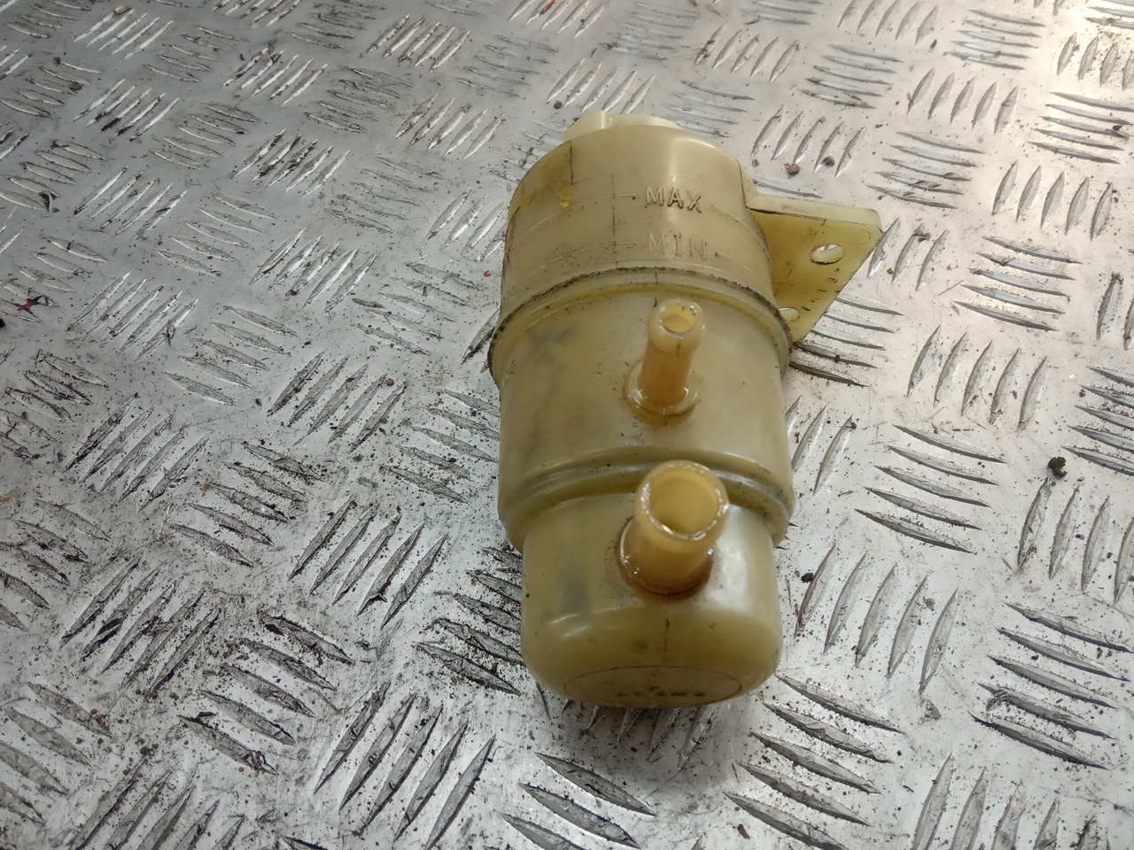 Бачок ГУР