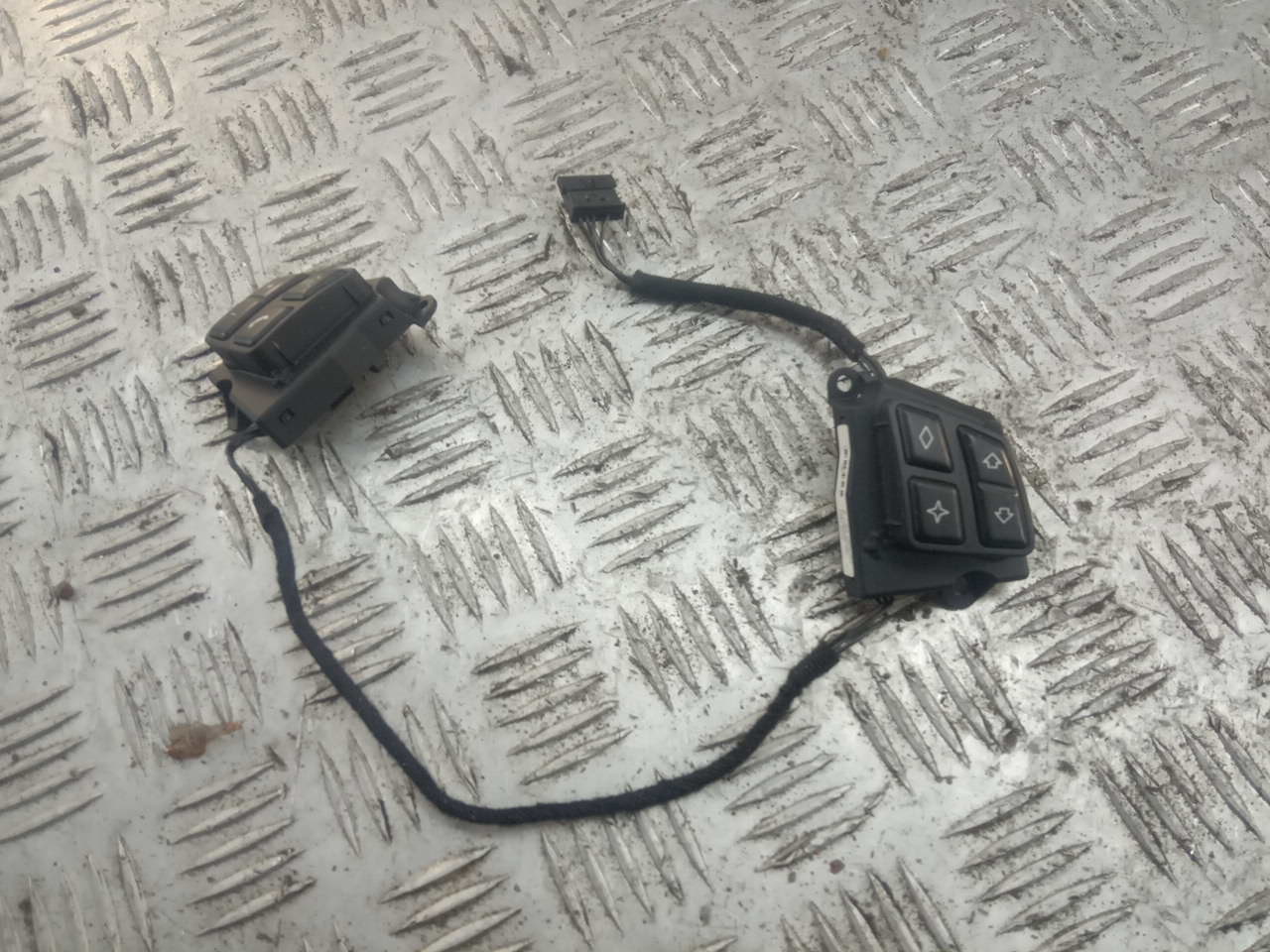 Кнопка многофункциональная