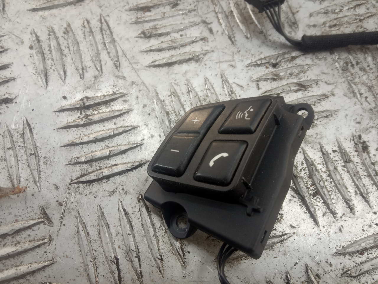 Кнопка многофункциональная