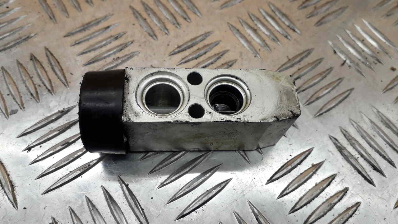 Клапан кондиционера