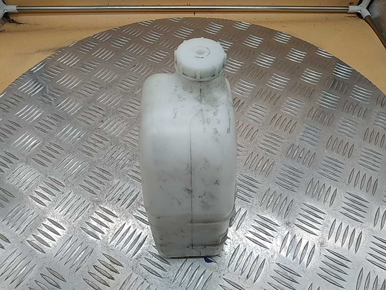 Бачок расширительный