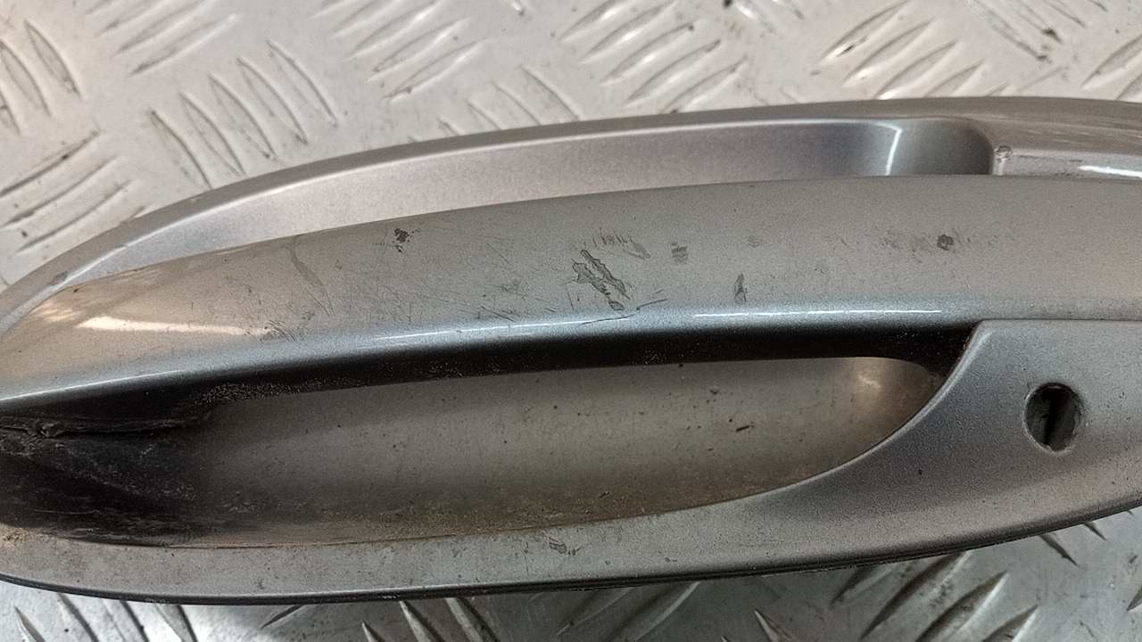 Ручка двери задней наружная левая