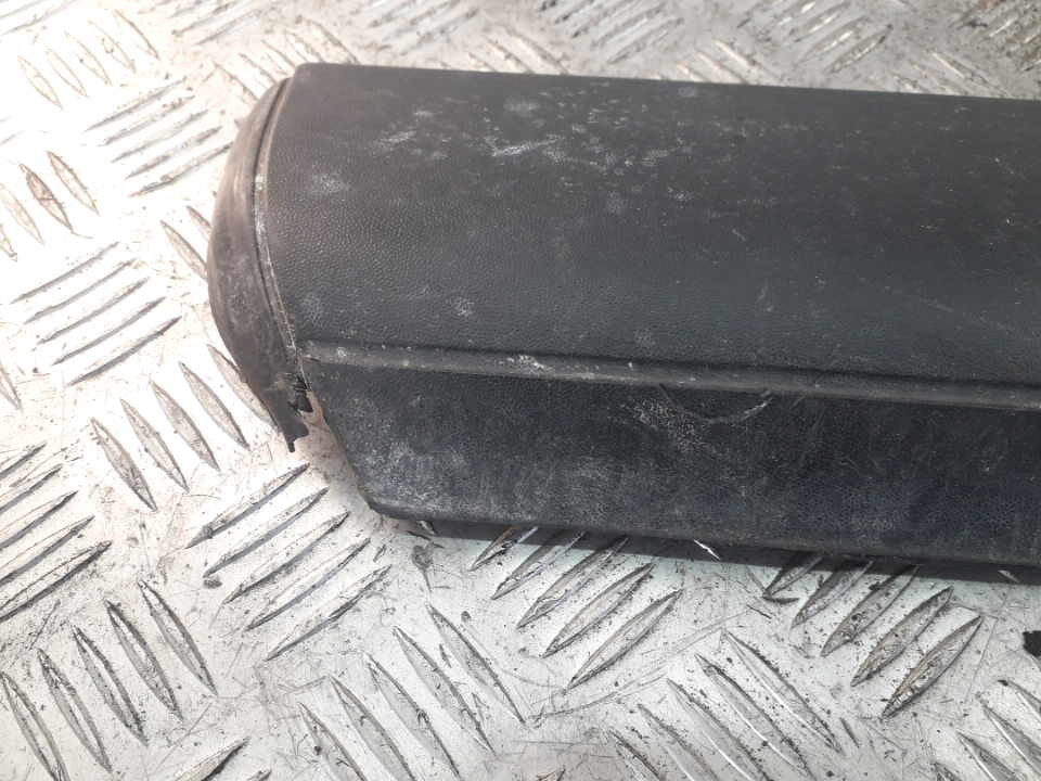 Накладка двери задней левой