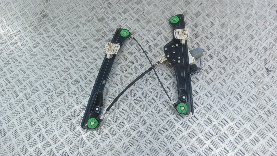 Стеклоподъемник электр. передний левый