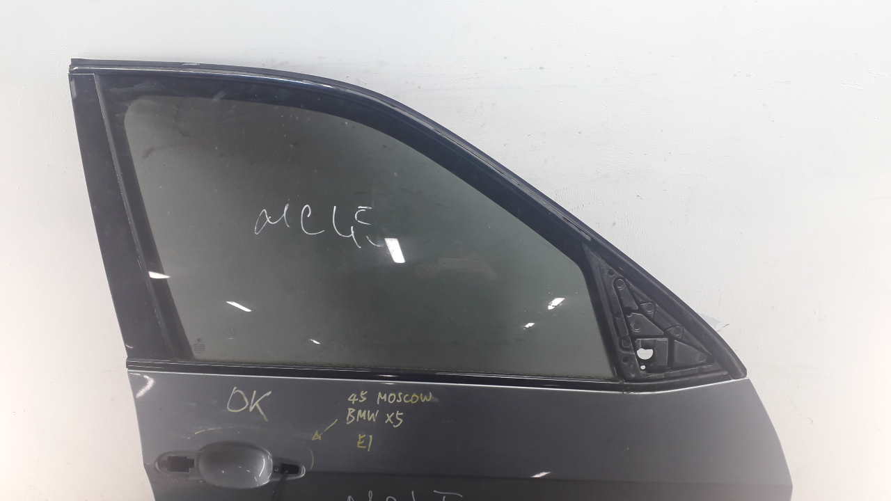 Накладка стекла переднего правого