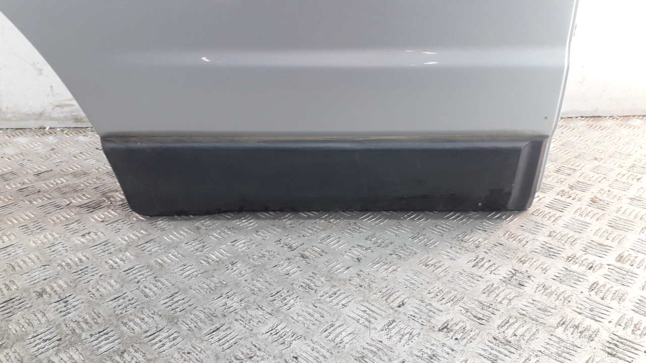 Накладка двери задней правой