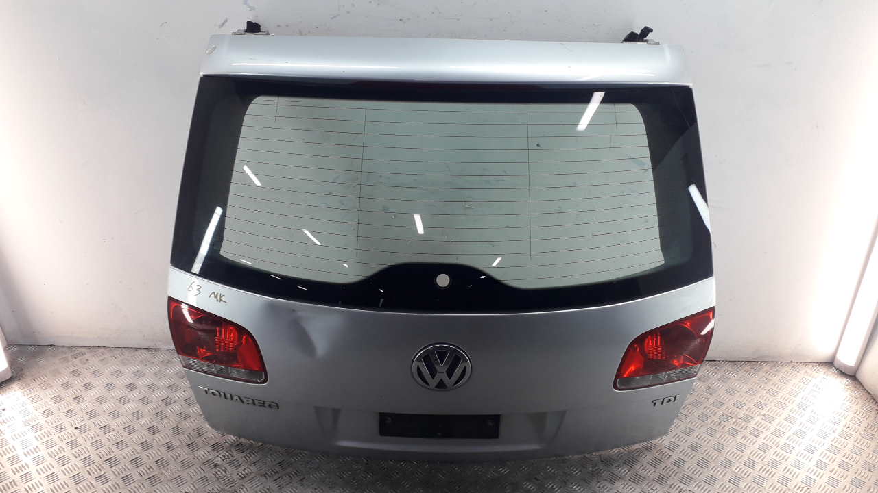 Спойлер (дефлектор) крышки багажника