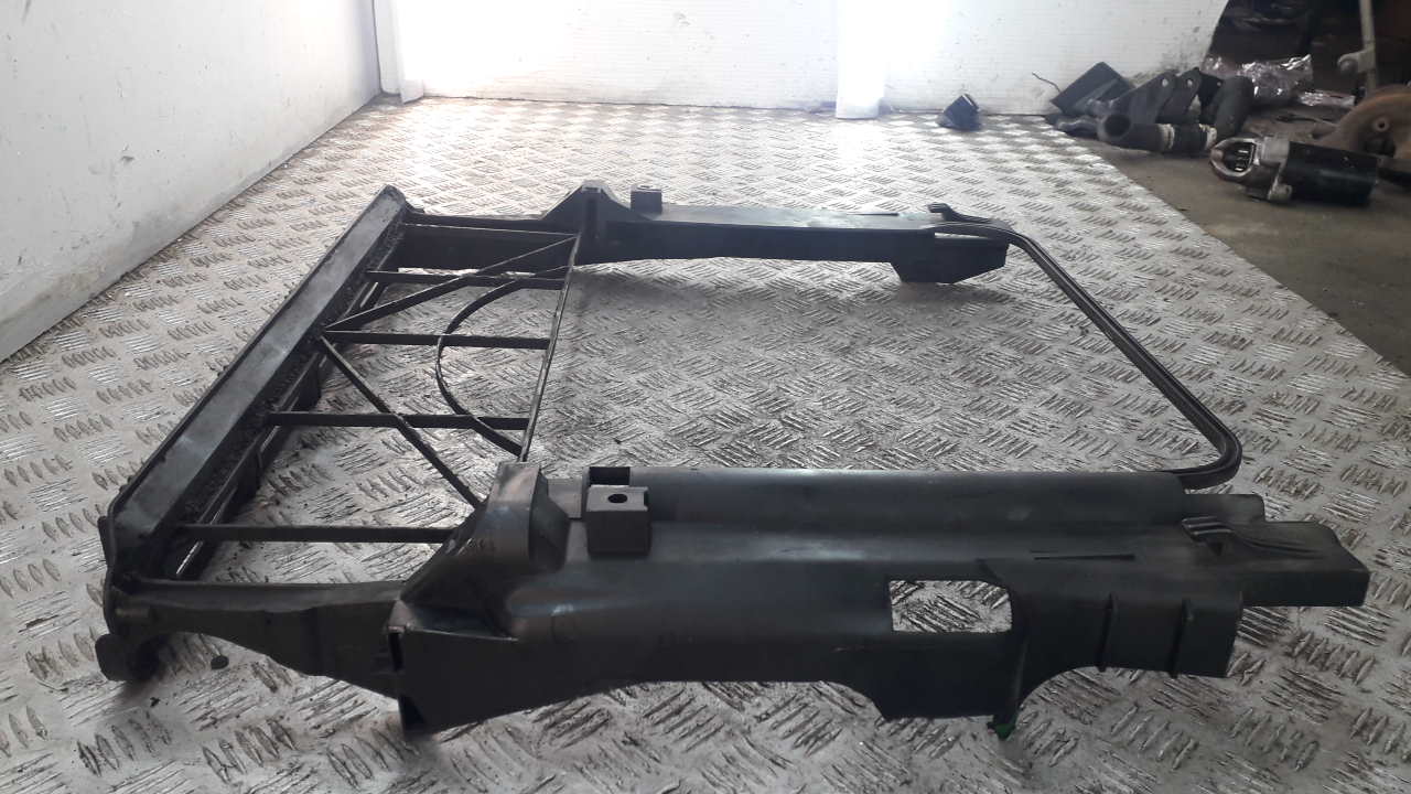 Рамка радиатора