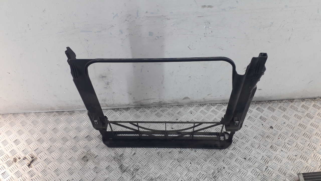 Рамка радиатора