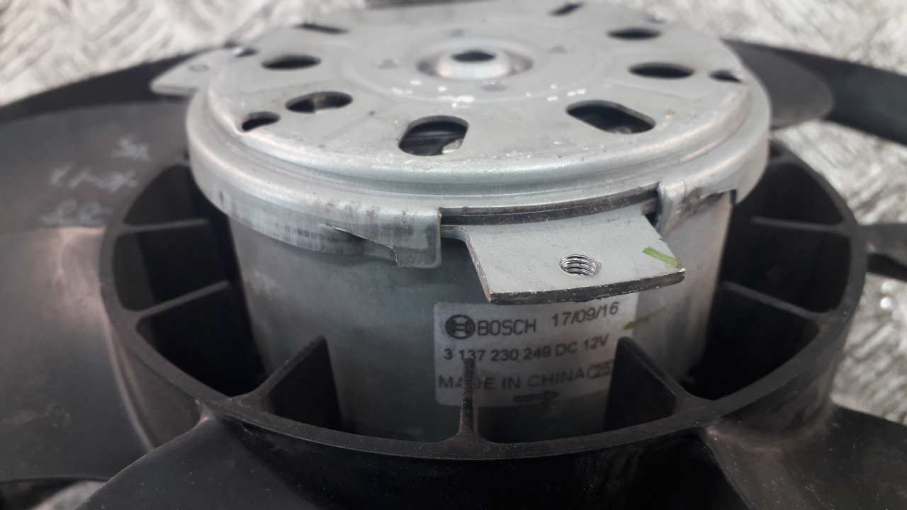 Вентилятор радиатора