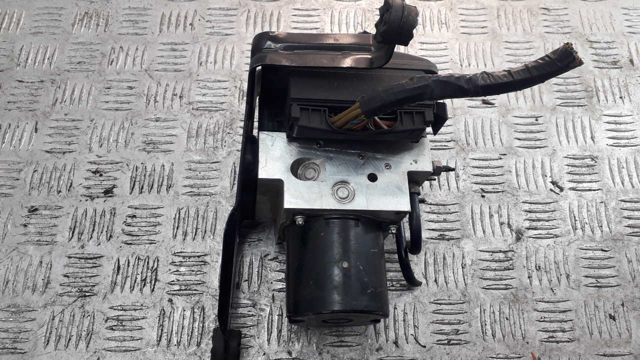 Блок ABS (насос)