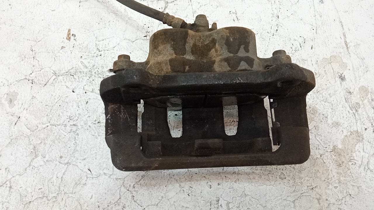 Суппорт передний правый