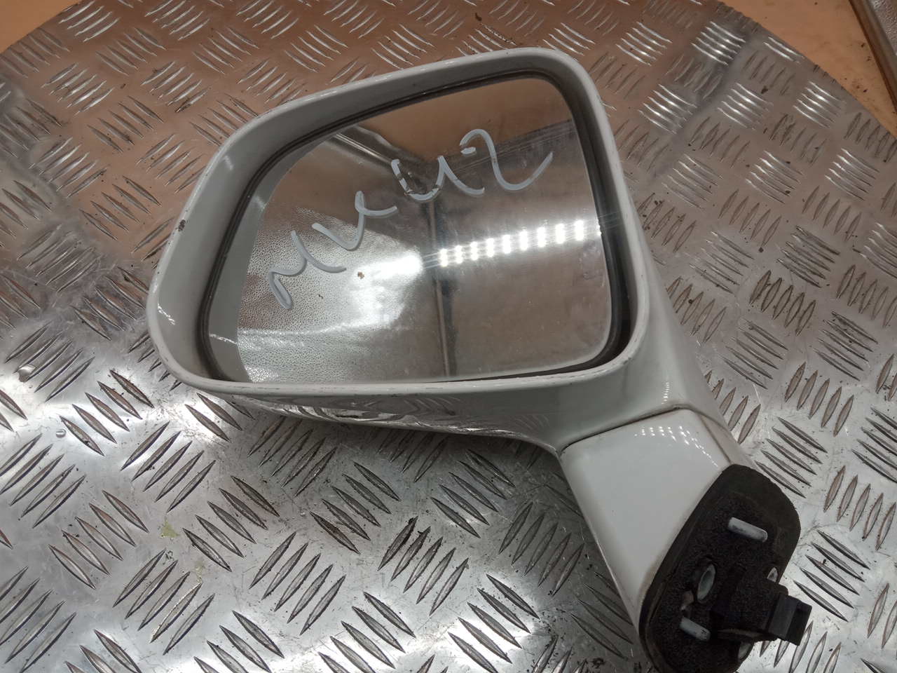 Зеркало левое электрическое