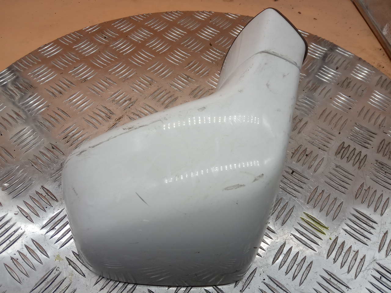 Зеркало левое электрическое