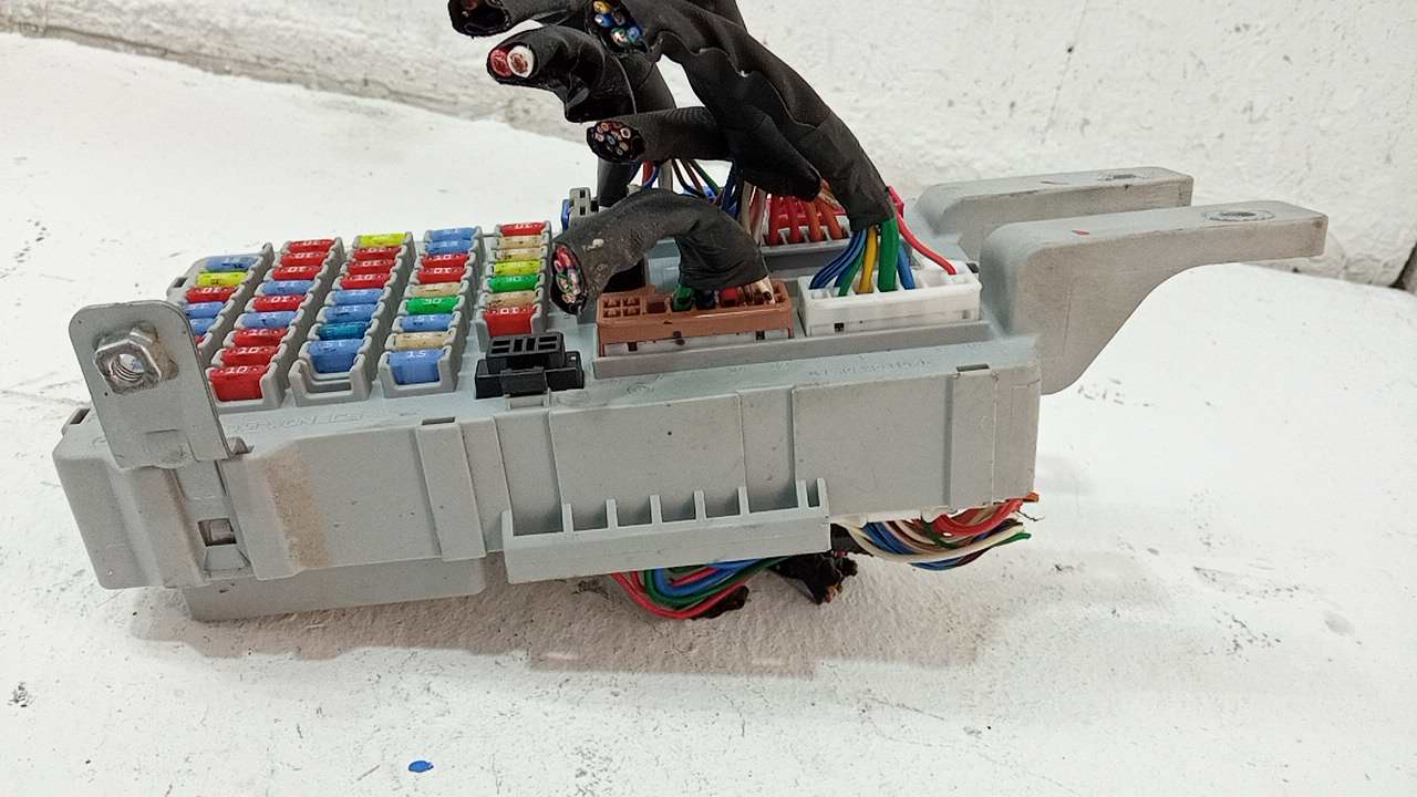 Блок предохранителей